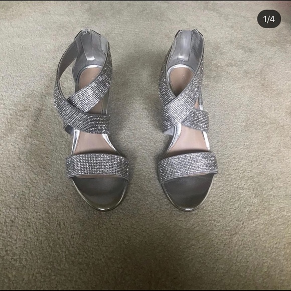 Rhinestone heels - Picture 1 of 4